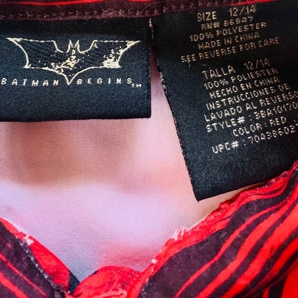 BATMAN BEGINS Youth Short Sleeve Button Down Shirt - Picture 6 of 7